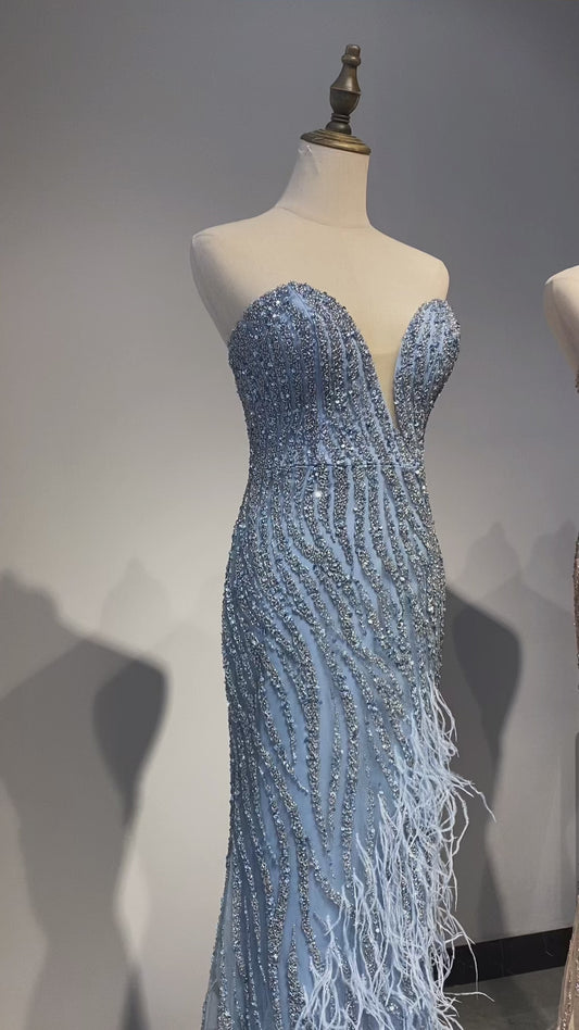 2025 Arabic Strapless Blue Beaded Feathers Luxury Dubai Evening Gowns with Side Skirt for Women Wedding party